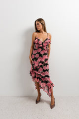 Vestido de tirantes con estampado de flores y tejido vaporoso | Sietetoques.com