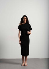 Vestido Midi Asimétrico Negro: Elegancia Definida